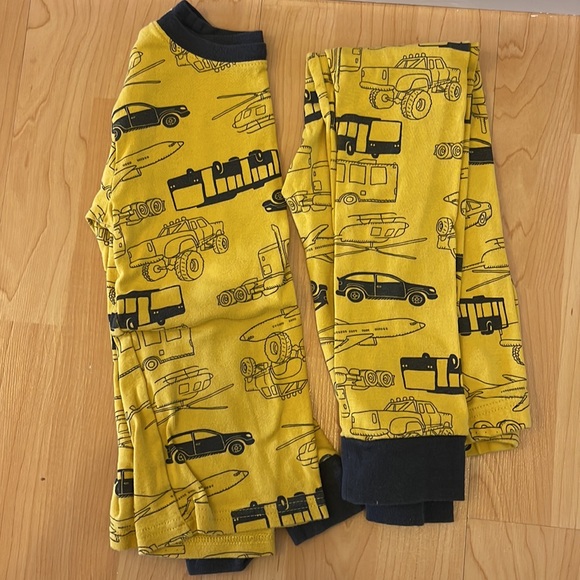 Boys pajama lot - Picture 5 of 5